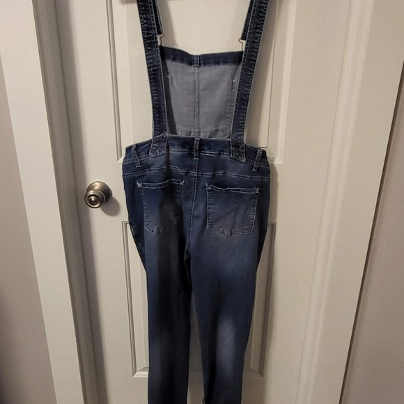 Jean overalls - Picture 7 of 8
